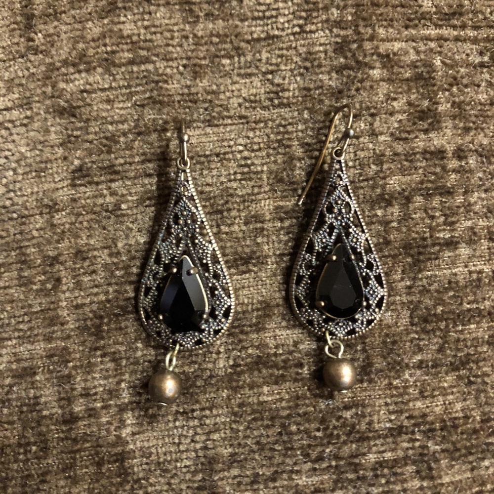 Vintage Inspired Drop Earrings
